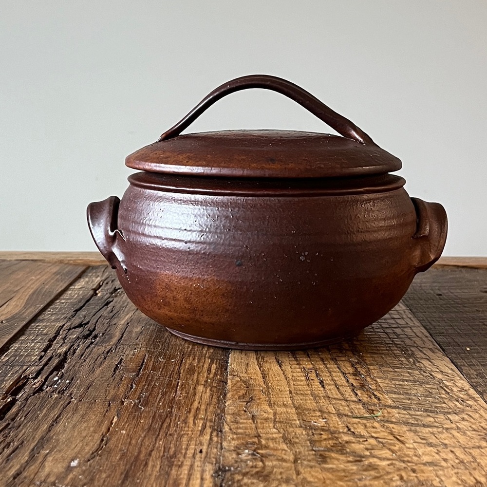 RARE 1979 Sara Wein hand thrown bowl with lid.
